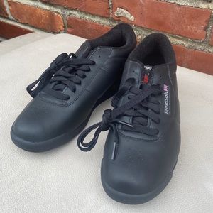 BRAND NEW ✨ Women’s Reebok Classic Shoes